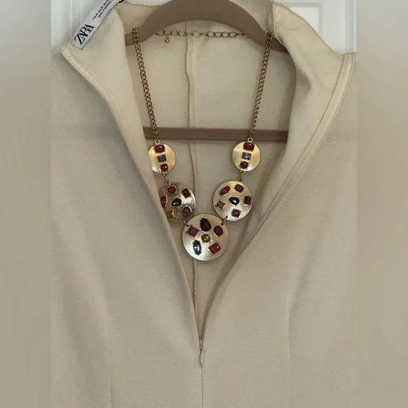 Elegant Cream Jumpsuit by ZARA - Picture 11 of 16